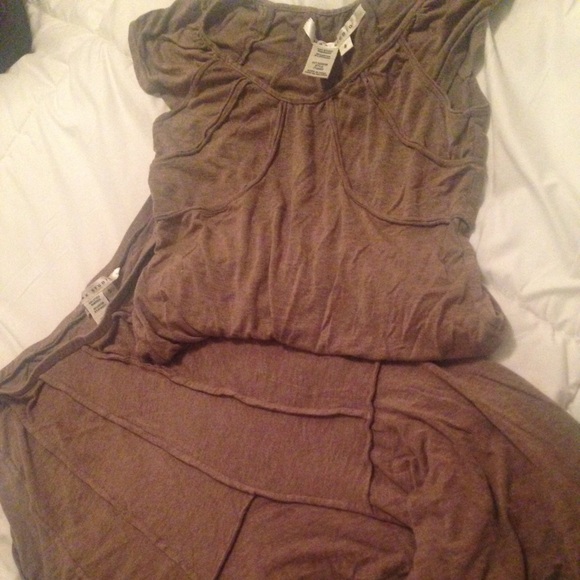 Max Studio jersey skirt set