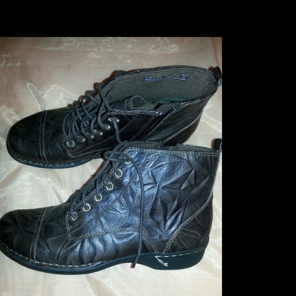 Leather ankle boots