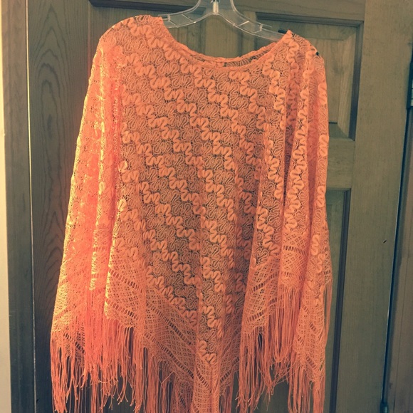 NWOT BEAUTIFUL ORANGE/SILVER HIGHLIGH LACE PONCHO