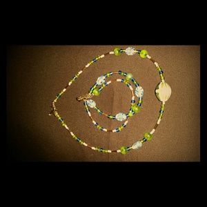 Bracelet and necklace set