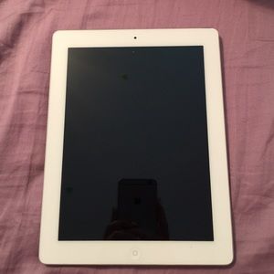 White gen 2 ipad