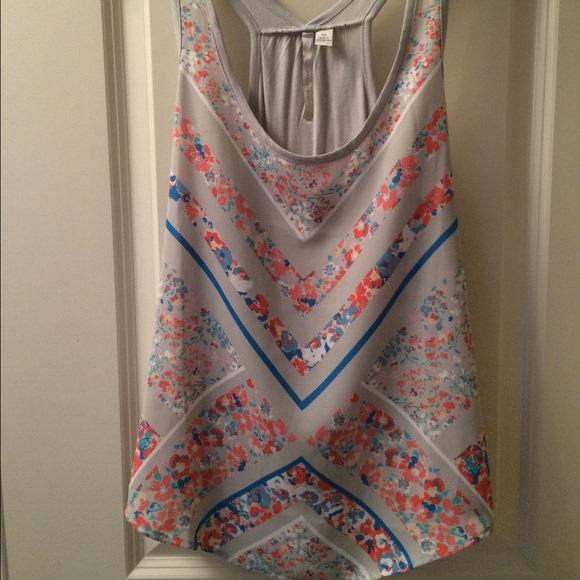 Lauren Conrad racer back tank - Picture 2 of 4