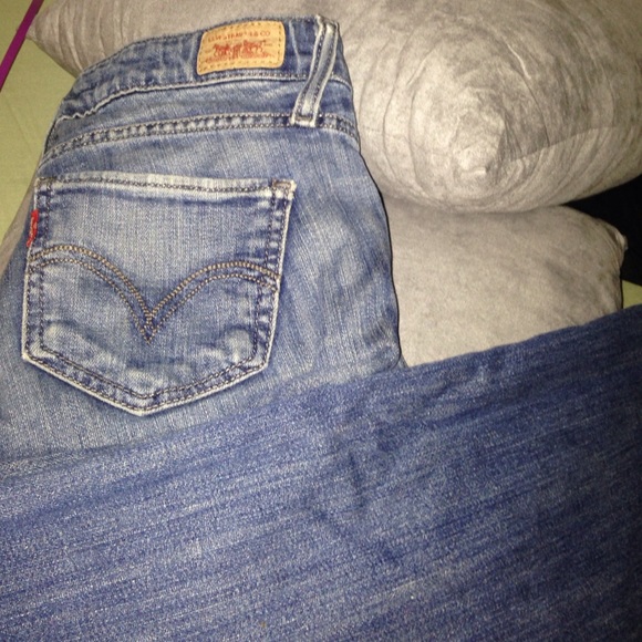 Levi jeans