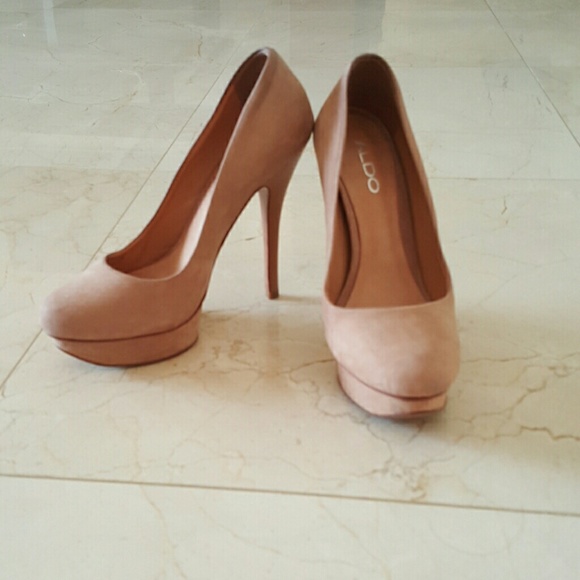 Nude Aldo Pumps