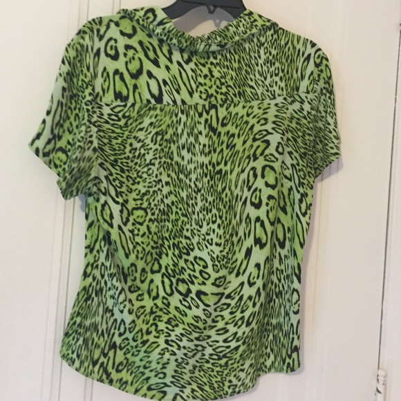 Top - Picture 3 of 4