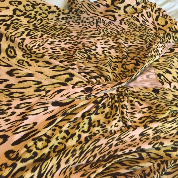 Top - Picture 4 of 4