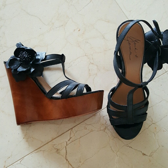 Mark & James/ bagley mischka wedges