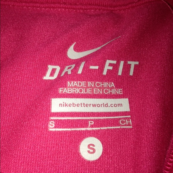 Pink nike dri-fit quarter length zip up shirt