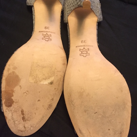 Shoes - Picture 3 of 4