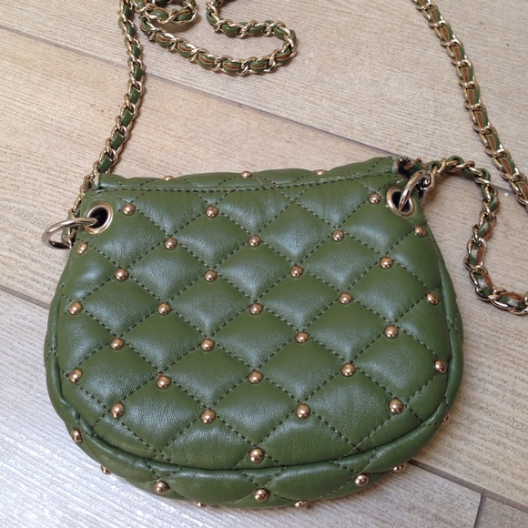 ❌SOLD❌ Olive Green Cross Body Bag with Gold Studs - Picture 3 of 4