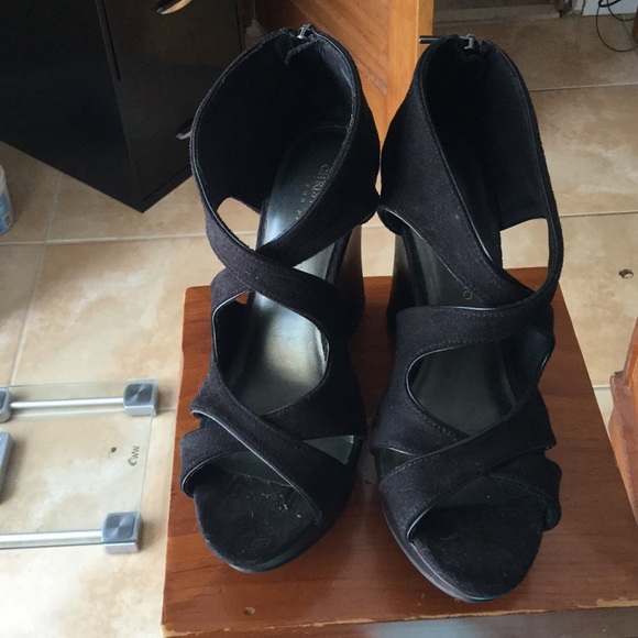 Christian Siriano Shoes - Black wedges shoes