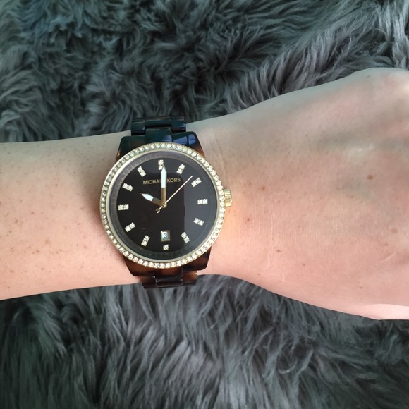 Tortoise shell mk watch - Picture 3 of 3