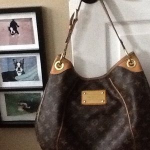 Authentic LV Galliera