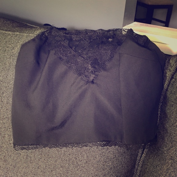 Black crop top