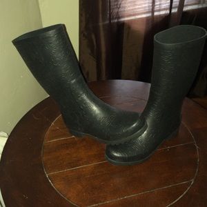 Rain boots