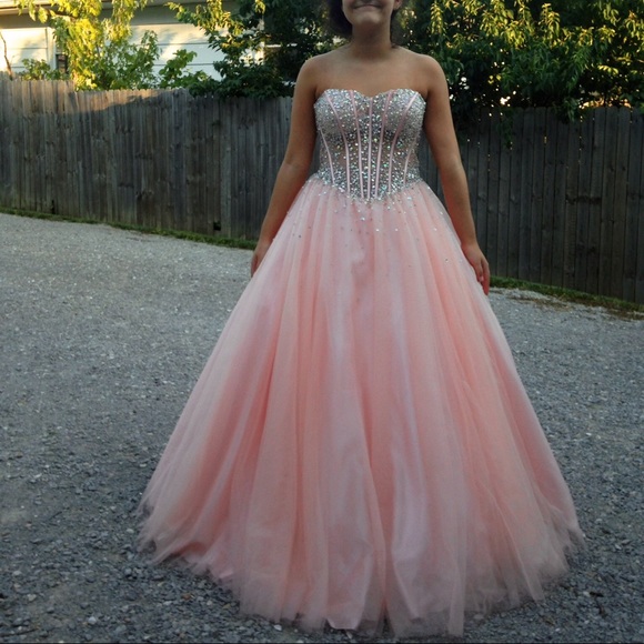Prom dress
