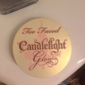 Too faced illuminator