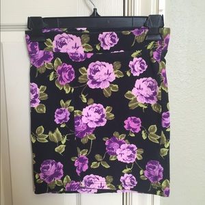 Floral print skirt