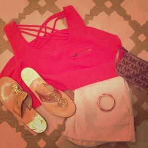 Coral boutique top by MINE~ back/pocket detail!
