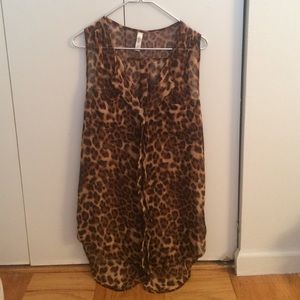 Leopard Print Sleeveless Tunic