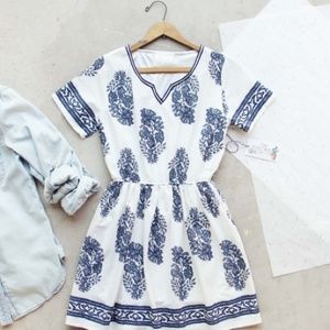 The "Winslow" white floral dress