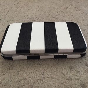 Black & white striped clutch