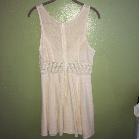 SOLD ON VINTED - Picture 3 of 4