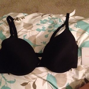 NWT black 34D t-shirt bra