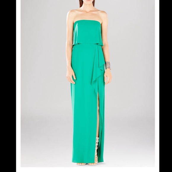 ‼️REDUCED‼️✨BCBGMaxAzria green strapless gown✨