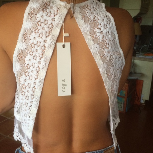 Lf backless lace top - Picture 3 of 3