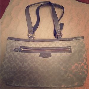 Authentic Coach Signature Pattern Purse