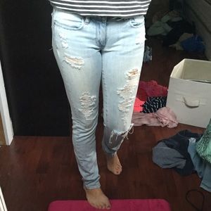 AE Distressed Skinny Jeans