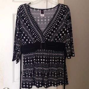 Belted black and white top.  Size x-large.