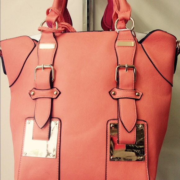 Fashion handbags