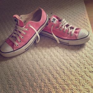 Pink converse