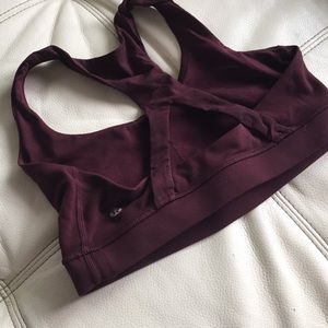 Lululemon sports bra