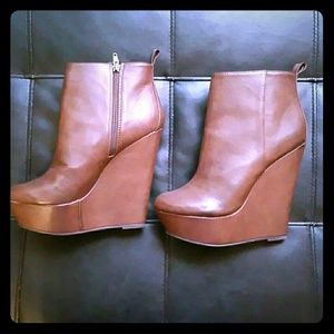 Brand NEW Brown Booties