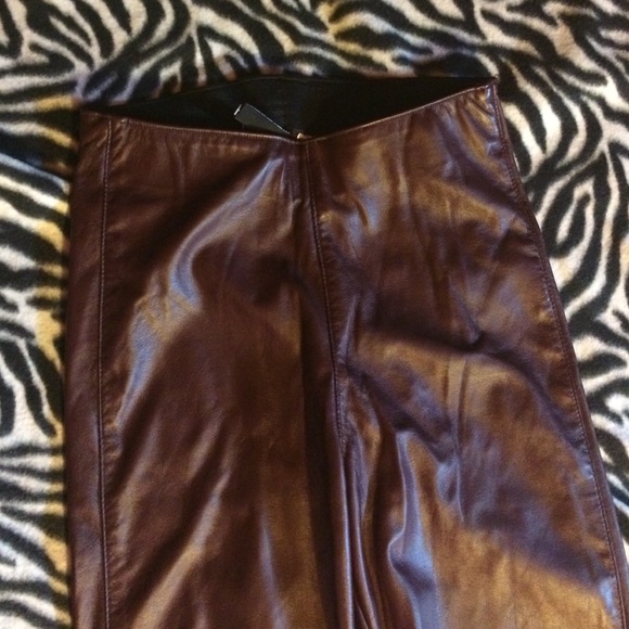 H&M faux leather pants burgundy size 4 nwot