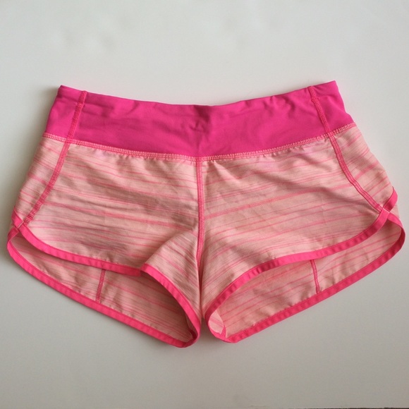 Lululemon pink athletic shorts with liner
