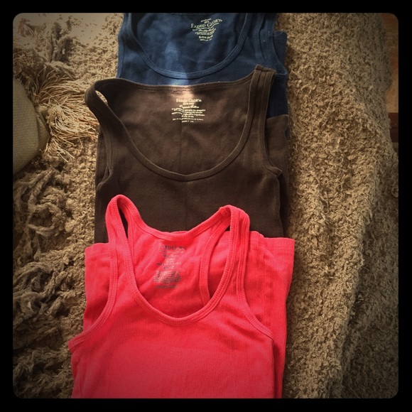 Tank top package!! 3 for the price of 2!