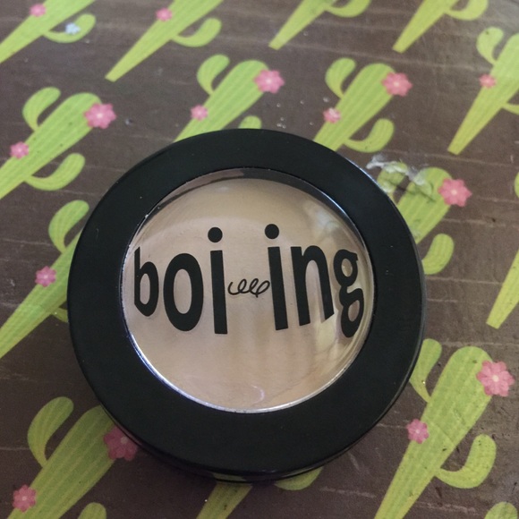 Boiing concealer