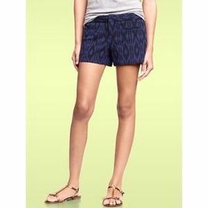 {Brand New} GAP Ikat blue/black Shorts