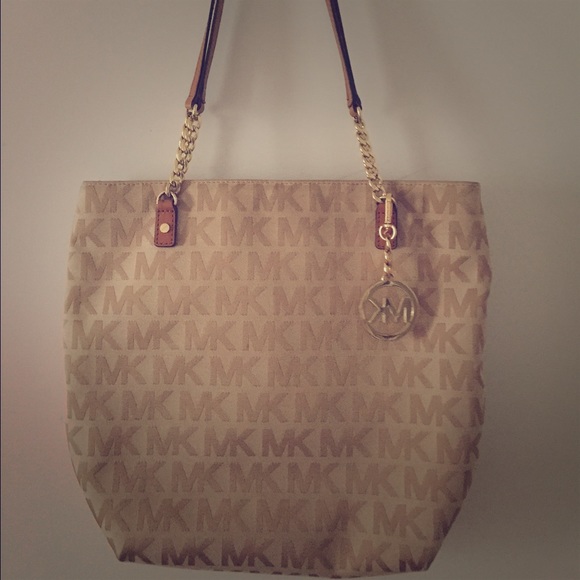 Mk purse