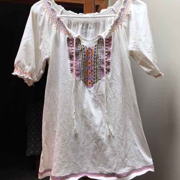 Short sleeve, flowy, tribal top