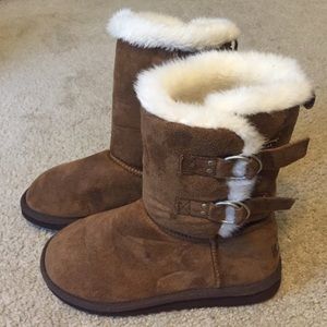 Brown Fuzzy Boots
