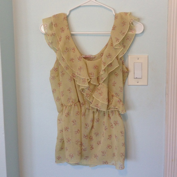 Ruffled bow printed top