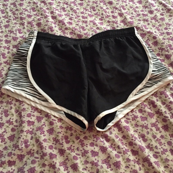 Running shorts
