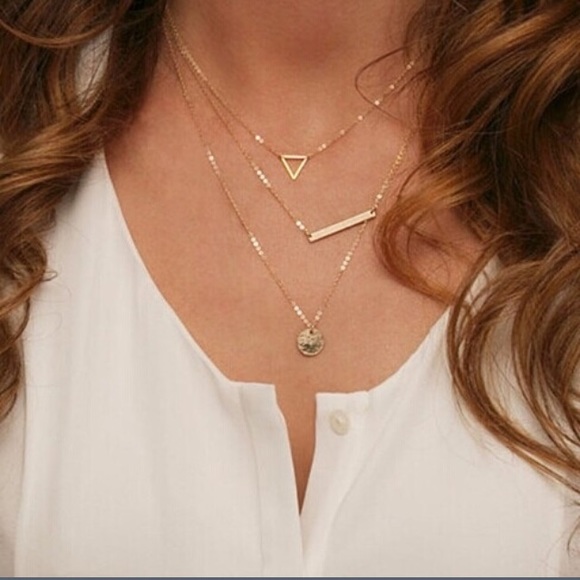 Jewelry - 💞Just In💞 Trendy Three Layer Necklace