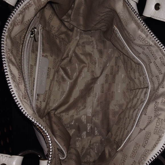 Michael Kors Large purse - Picture 4 of 4