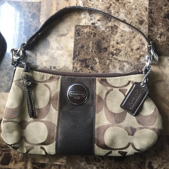 Small coach handbag